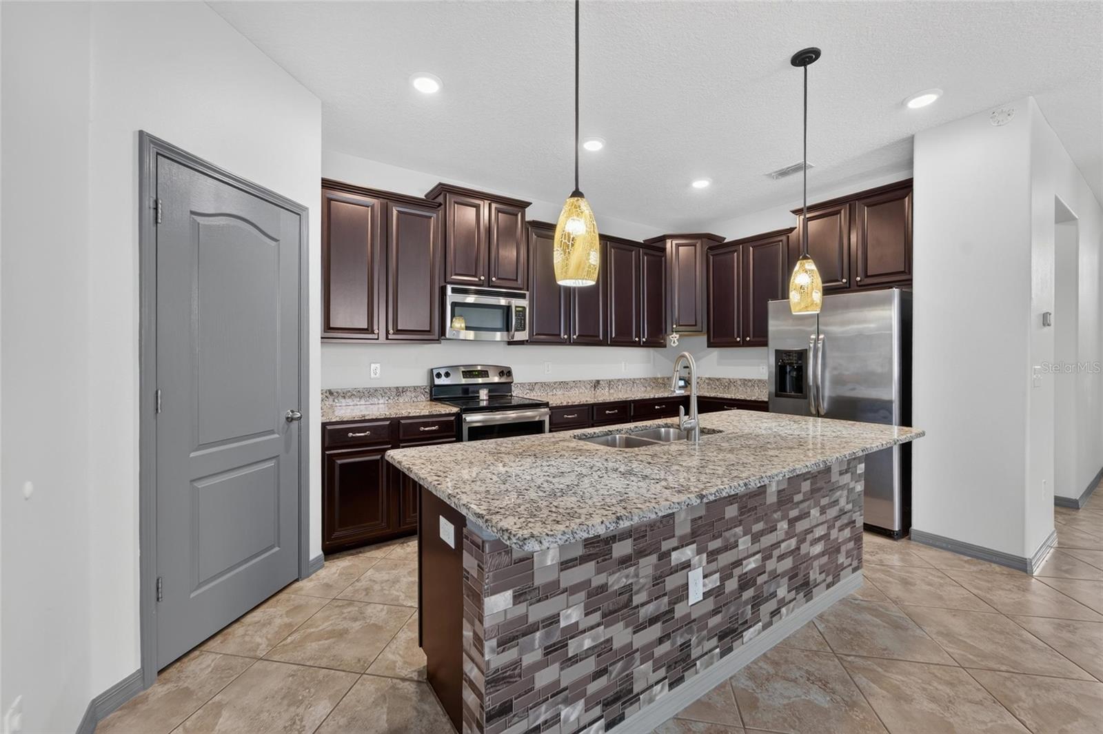 13230 WELLINGTON HILLS DR — photo 37