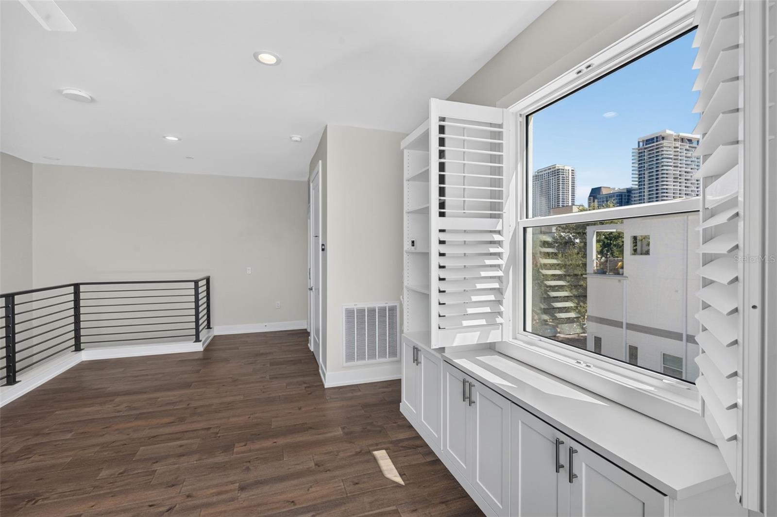 536 4TH AVE S #2 — photo 34