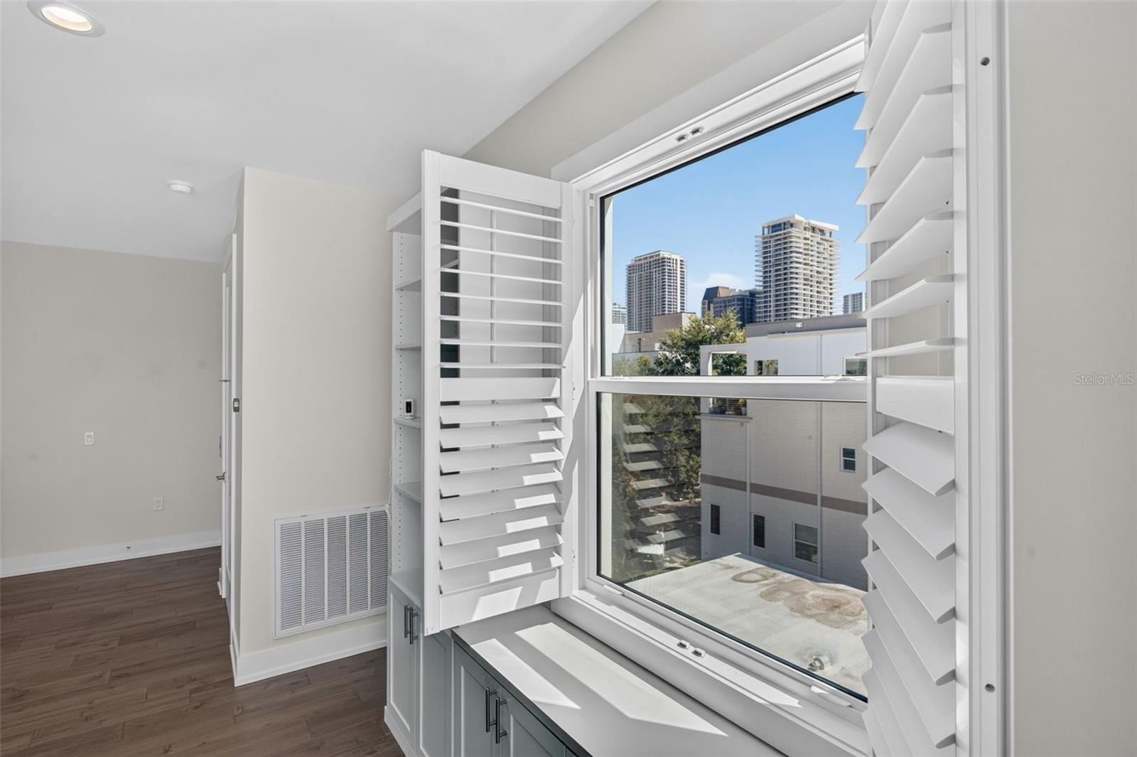 536 4TH AVE S #2 — photo 35