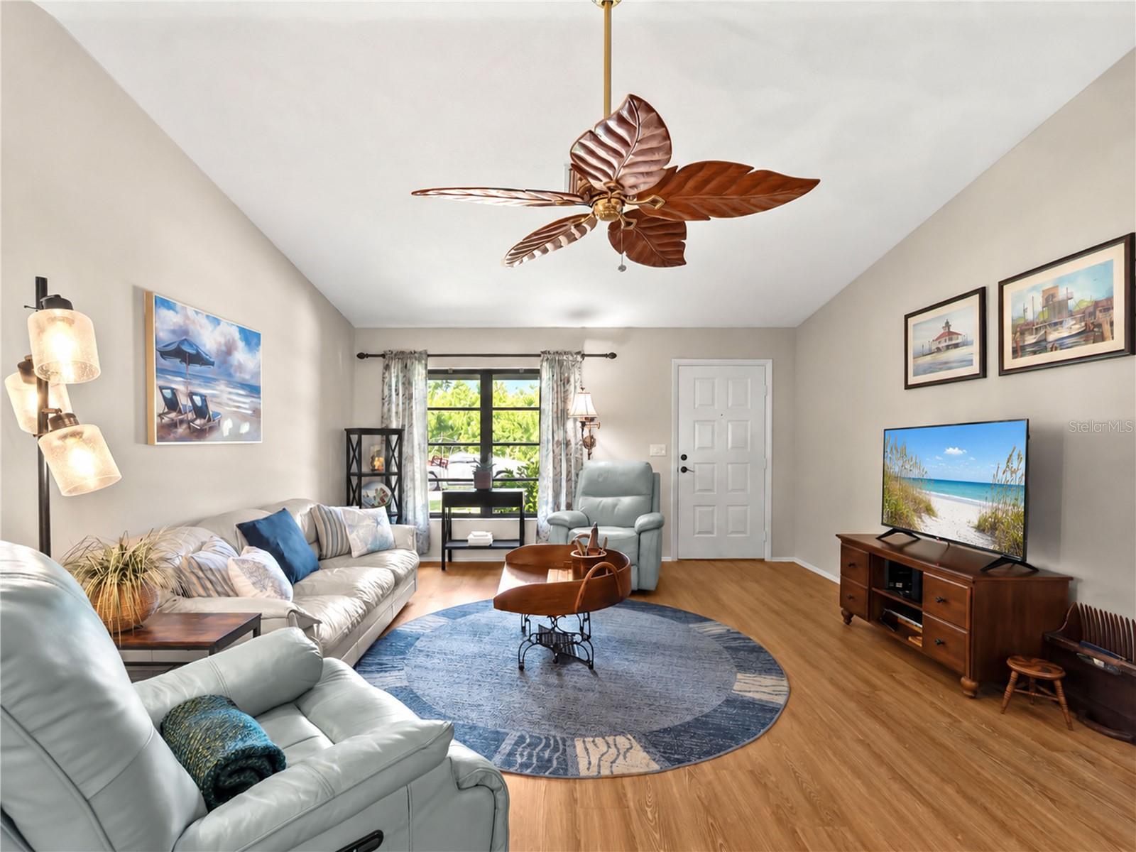 1477 HUDSON RD — photo 3