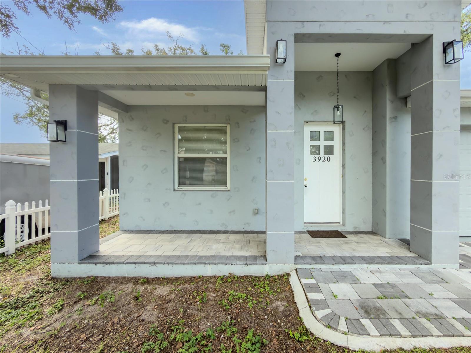 3920 W CRENSHAW ST — photo 2