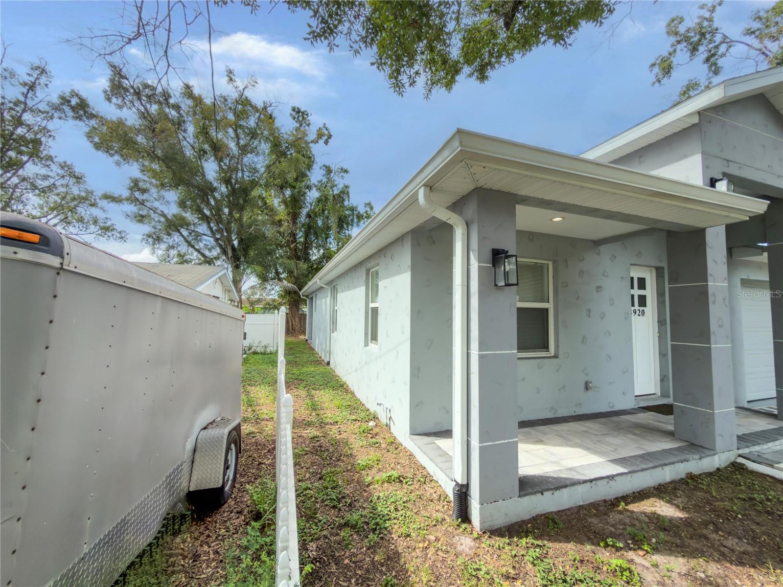 3920 W CRENSHAW ST — photo 5