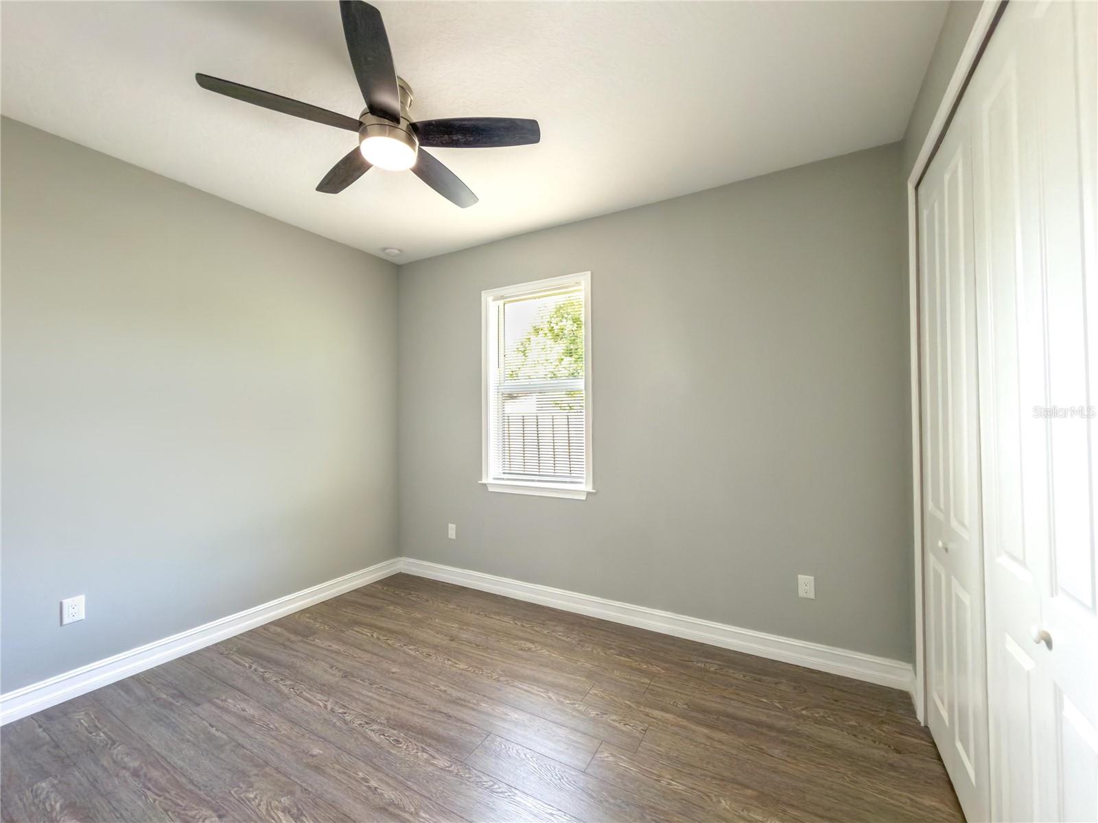 3920 W CRENSHAW ST — photo 33