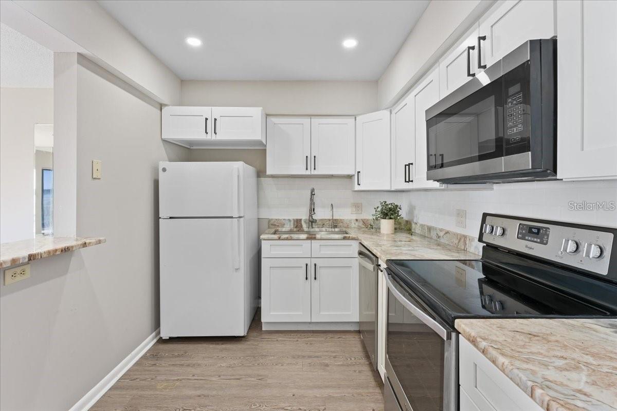 4900 BRITTANY DR S #610 — photo 4