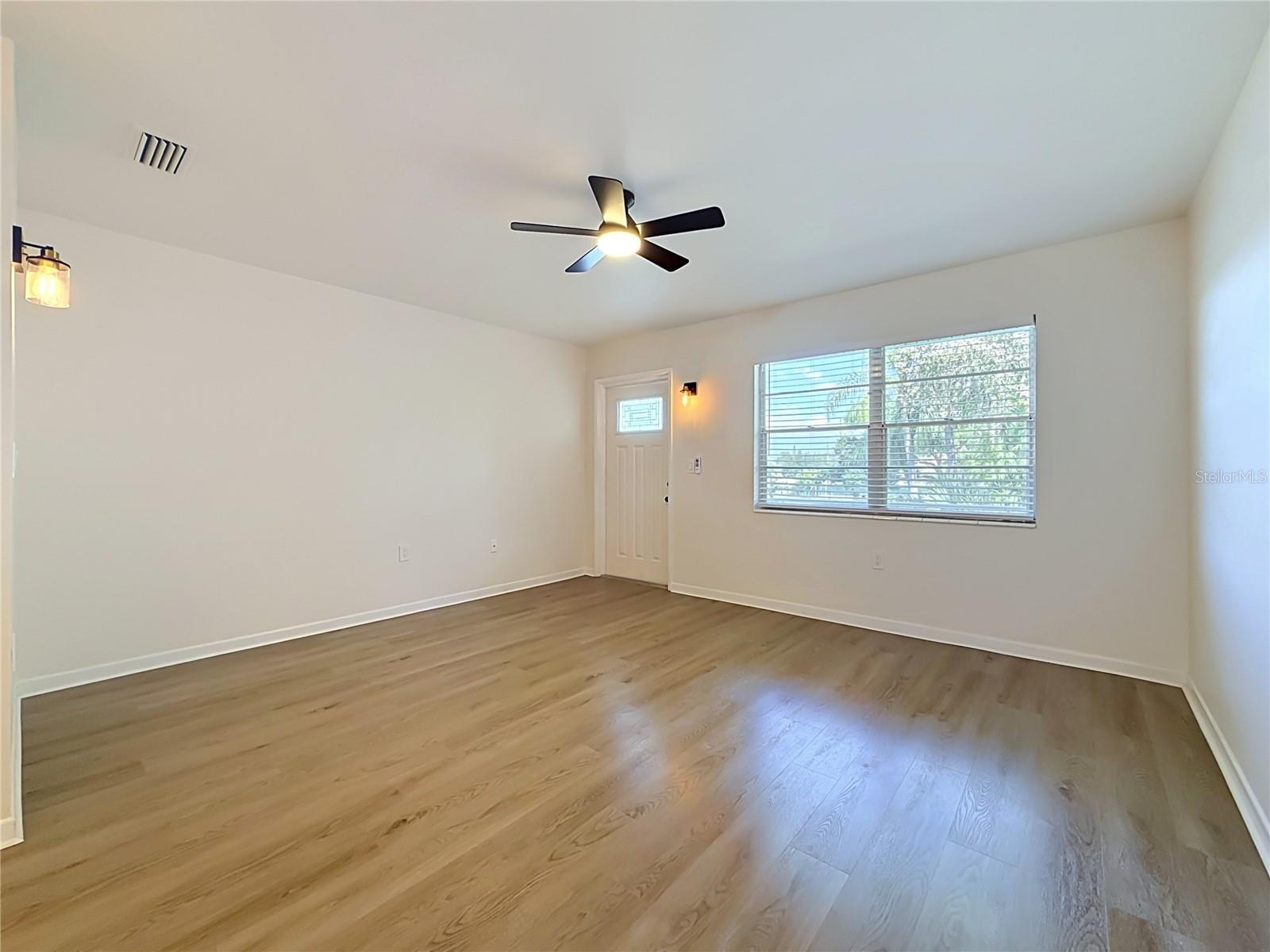 6100 21ST ST N #17 — photo 17