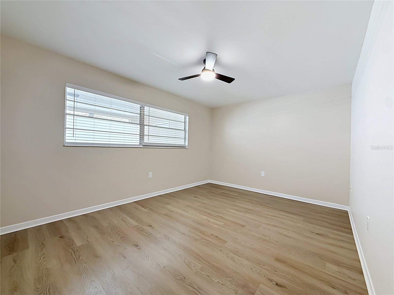6100 21ST ST N #17 — photo 27