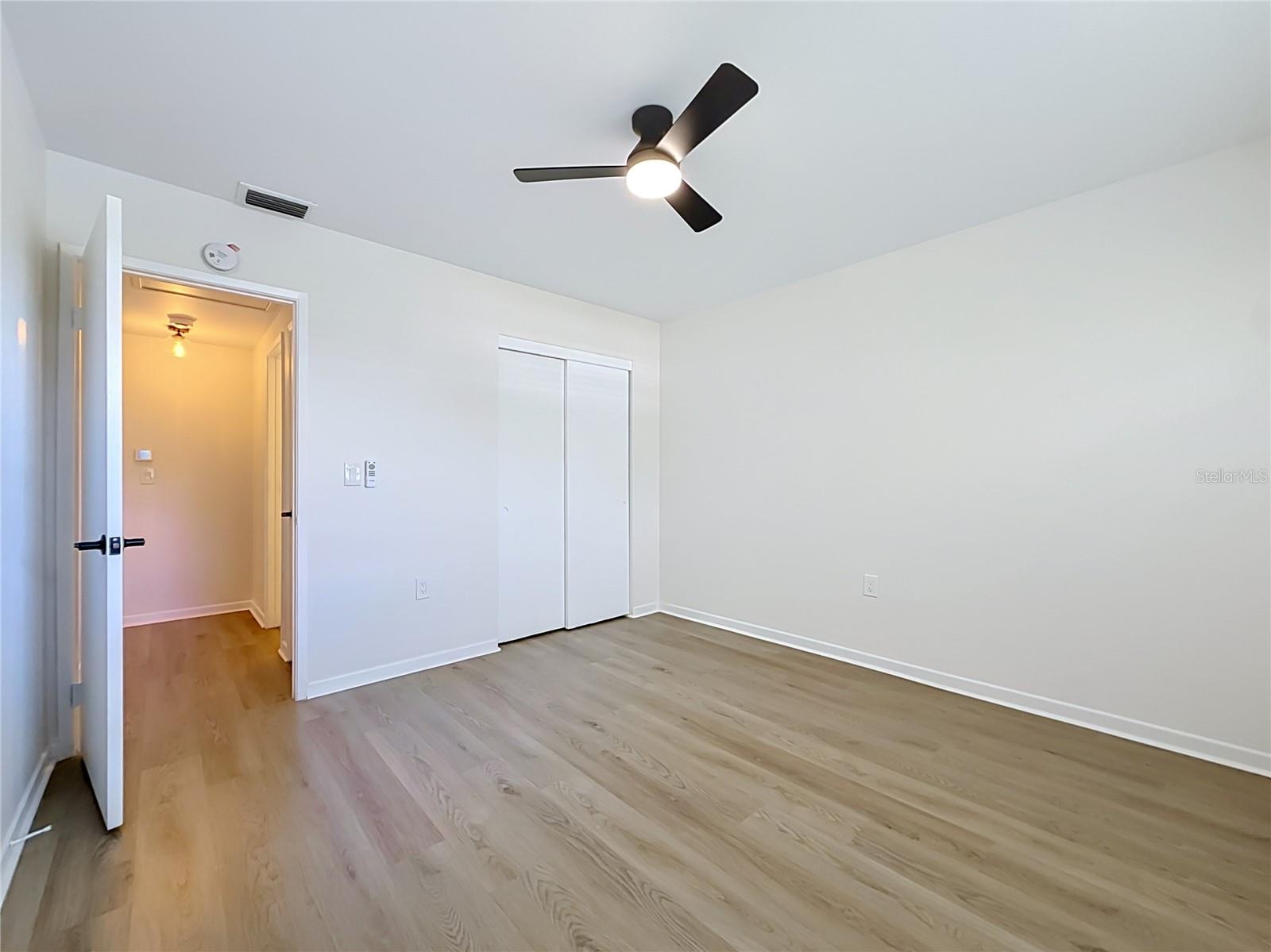 6100 21ST ST N #17 — photo 34