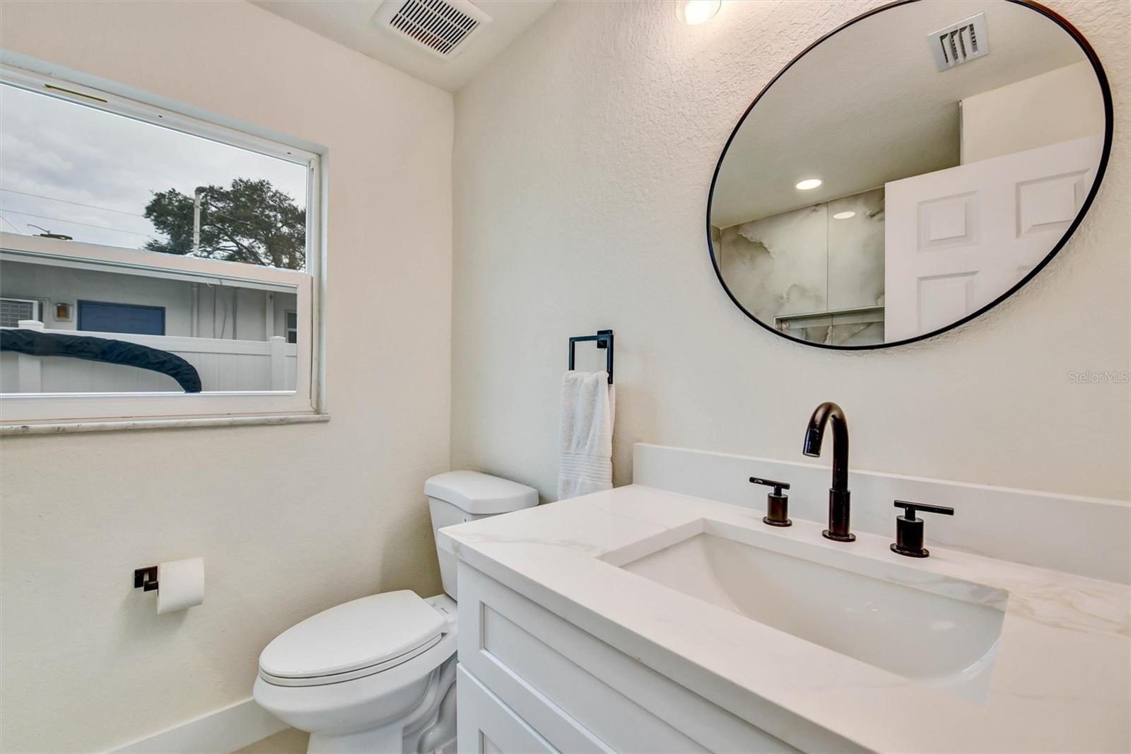 1207 S BELCHER RD — photo 22