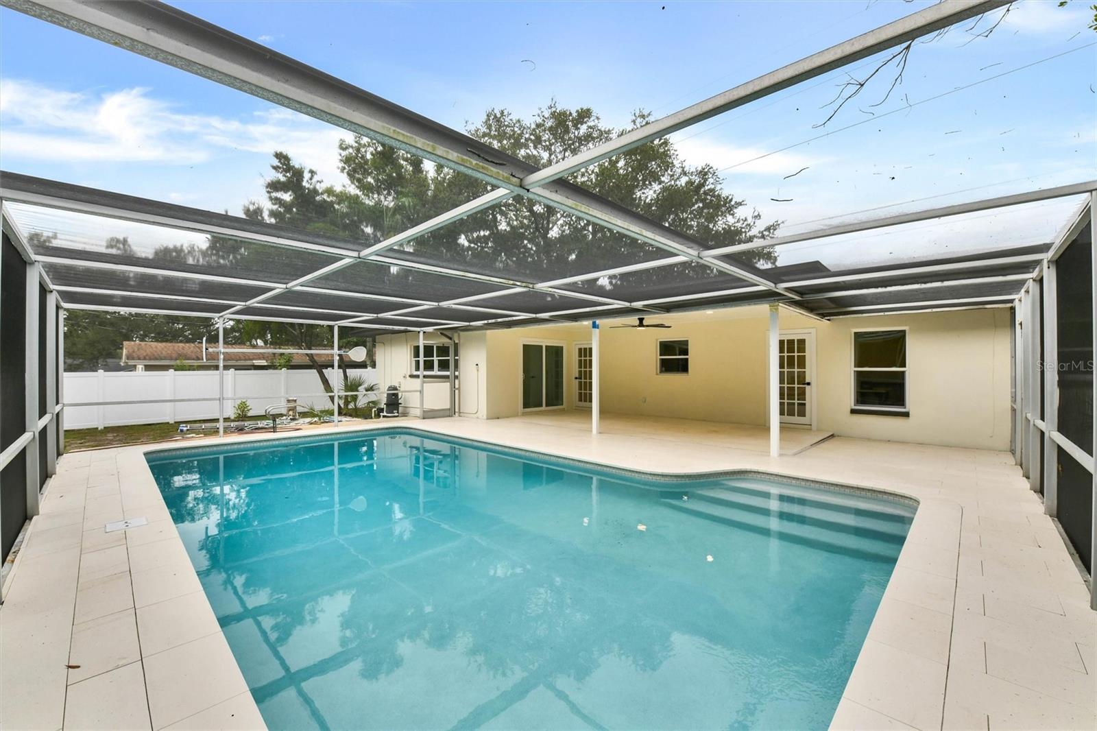 1207 S BELCHER RD — photo 32