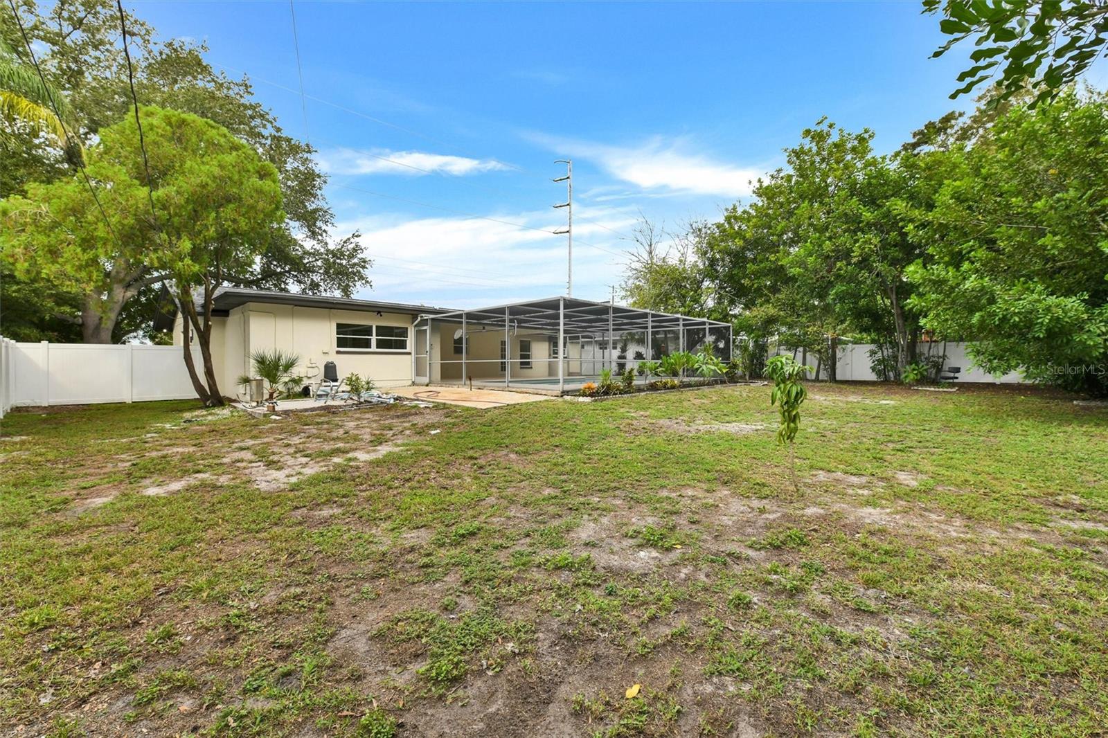 1207 S BELCHER RD — photo 34