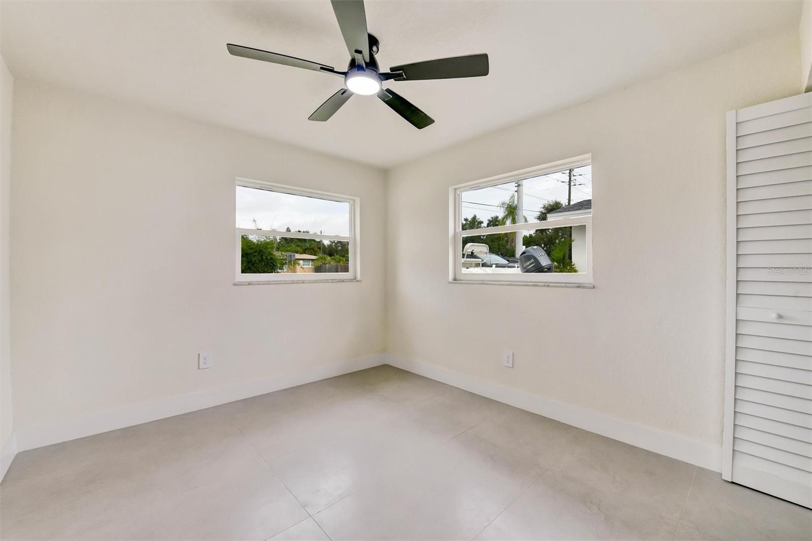 1207 S BELCHER RD — photo 24