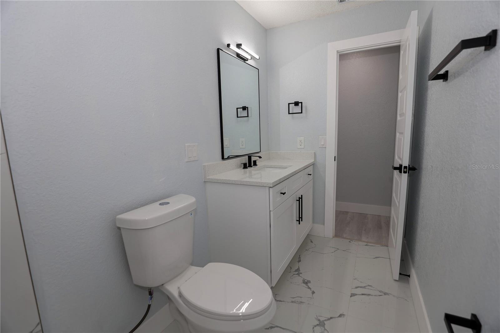 524 WYNNWOOD DR — photo 30