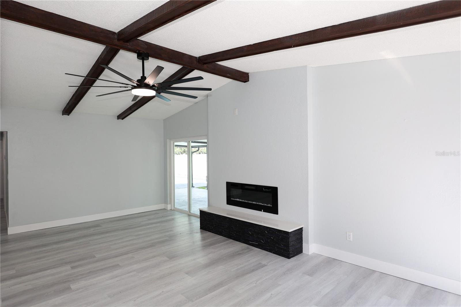 524 WYNNWOOD DR — photo 43
