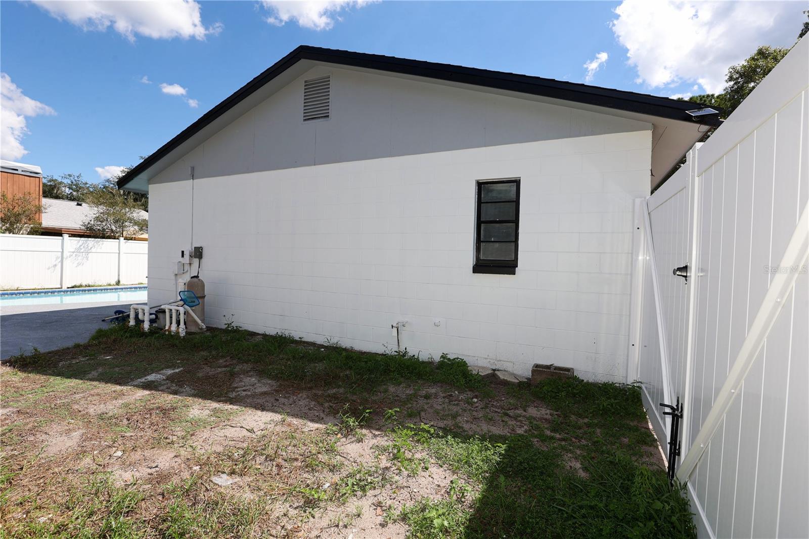 524 WYNNWOOD DR — photo 79