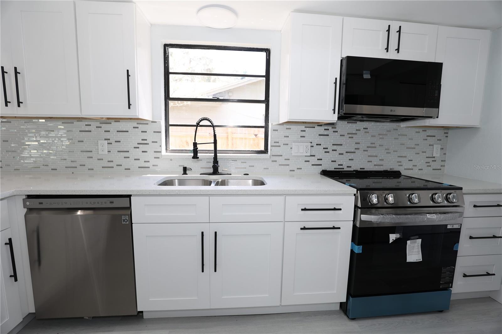 524 WYNNWOOD DR — photo 24