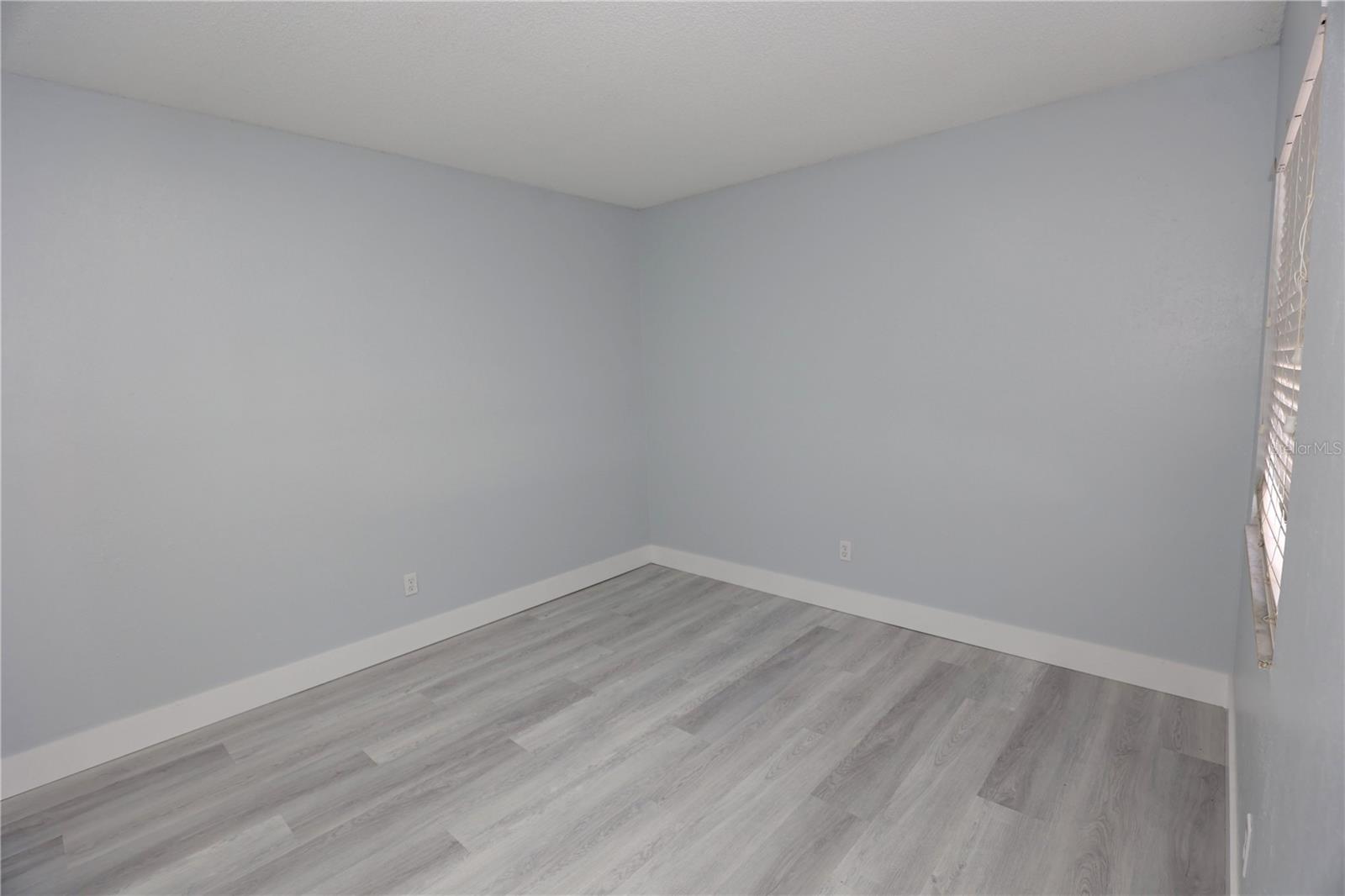 524 WYNNWOOD DR — photo 61