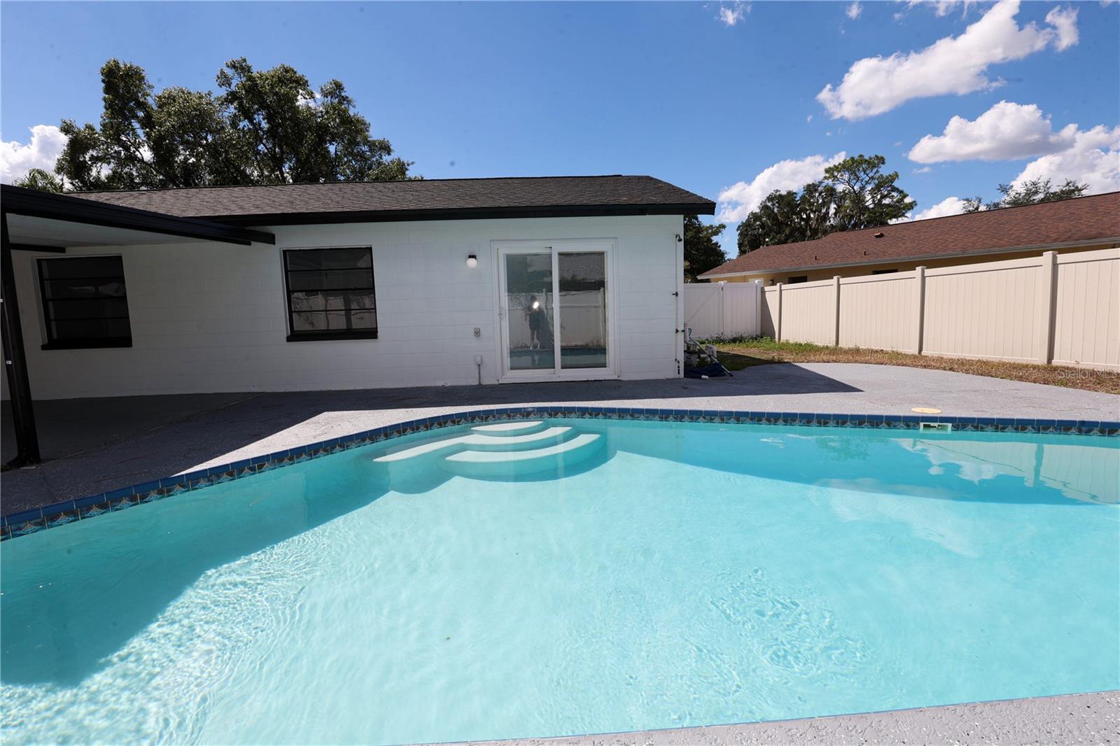 524 WYNNWOOD DR — photo 18