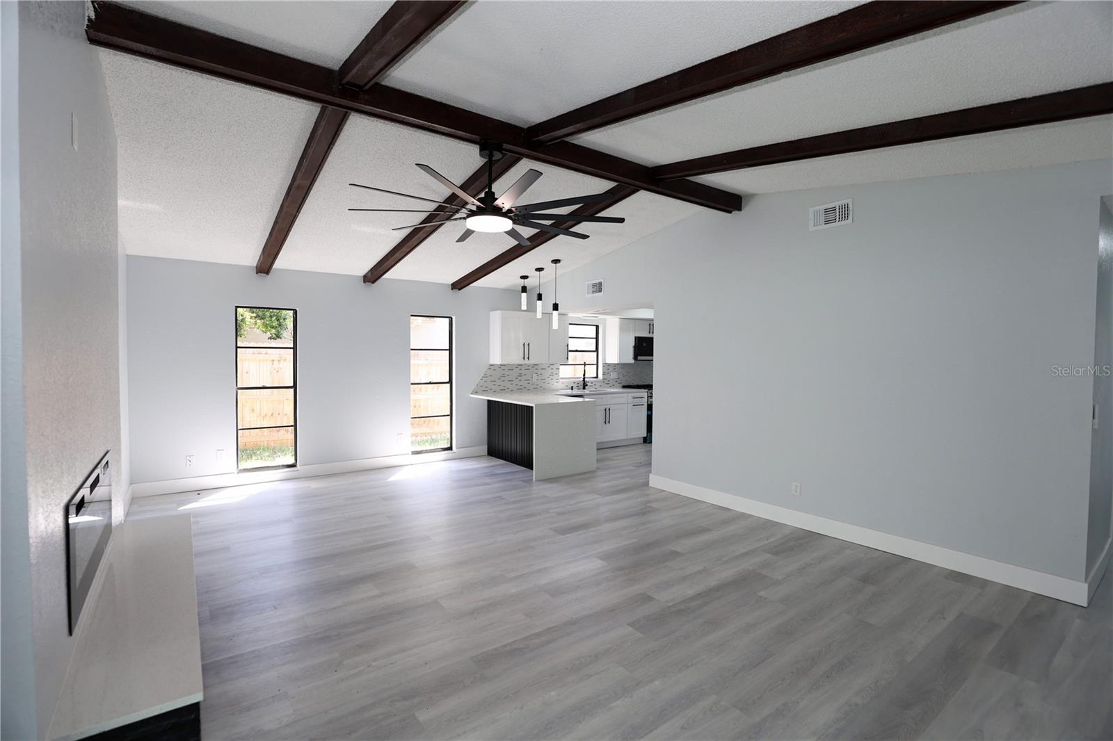 524 WYNNWOOD DR — photo 39