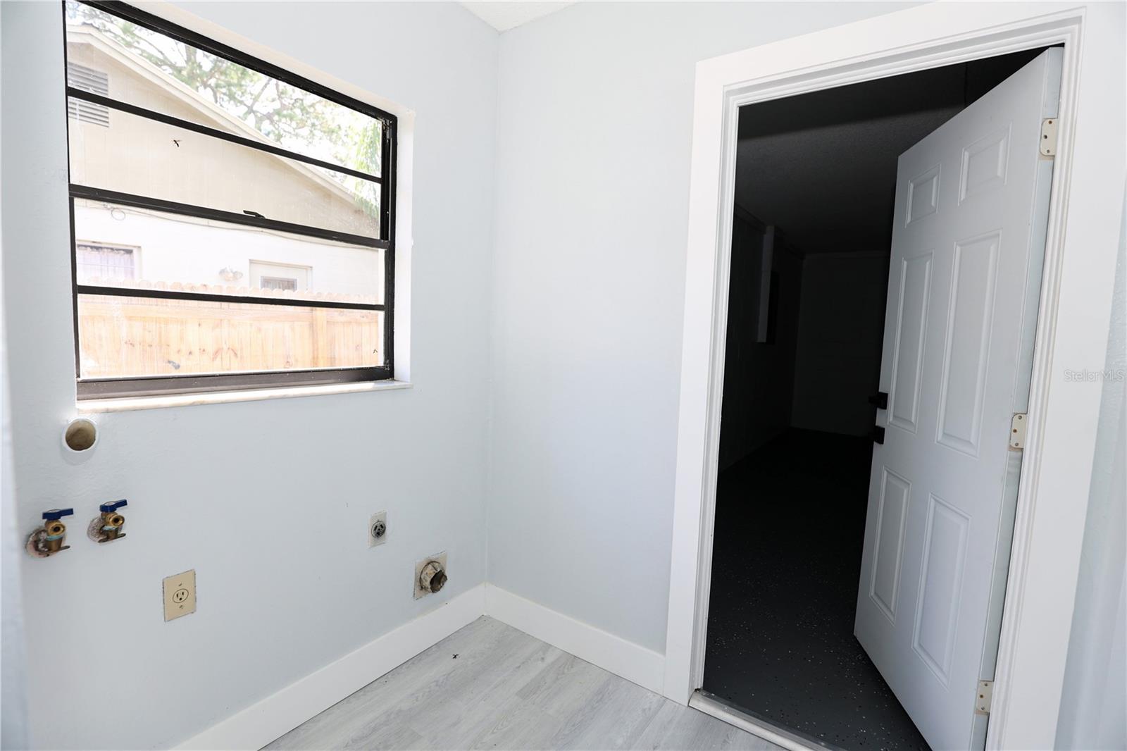 524 WYNNWOOD DR — photo 72