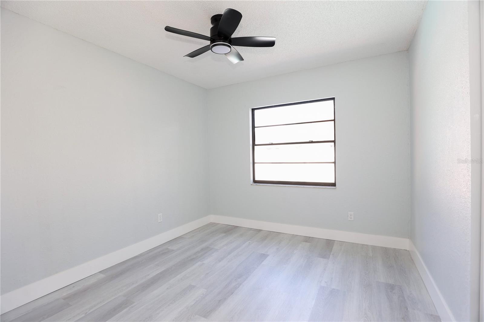 524 WYNNWOOD DR — photo 48
