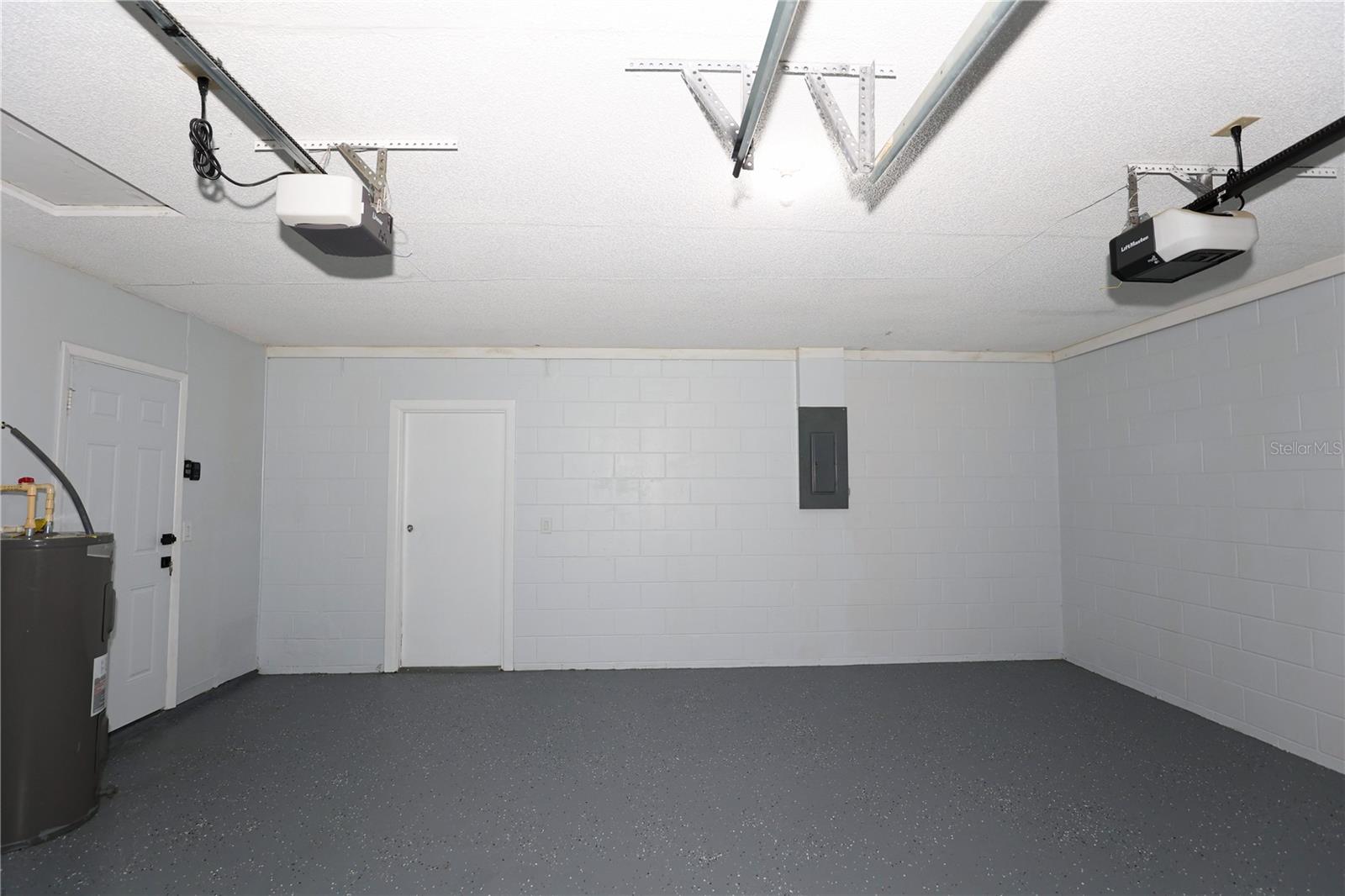 524 WYNNWOOD DR — photo 82