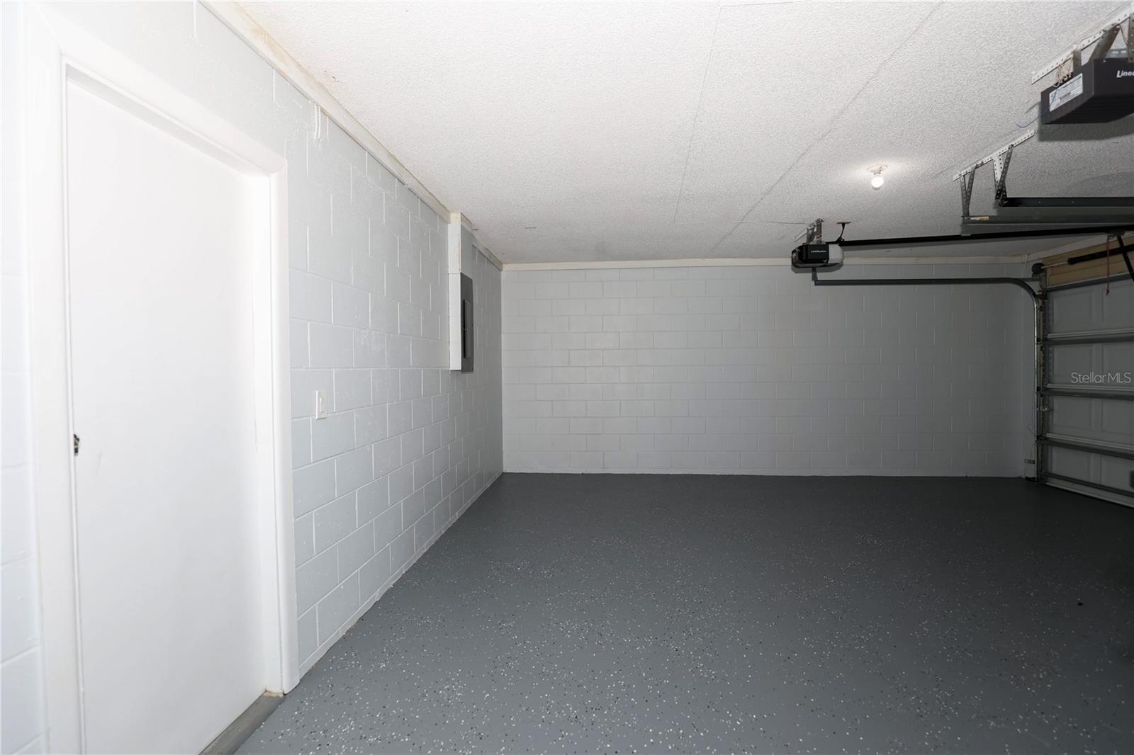 524 WYNNWOOD DR — photo 84