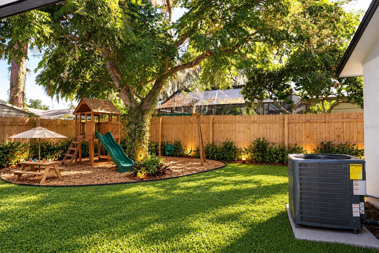 524 WYNNWOOD DR — photo 86