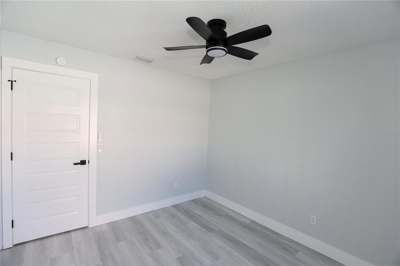 524 WYNNWOOD DR — photo 46