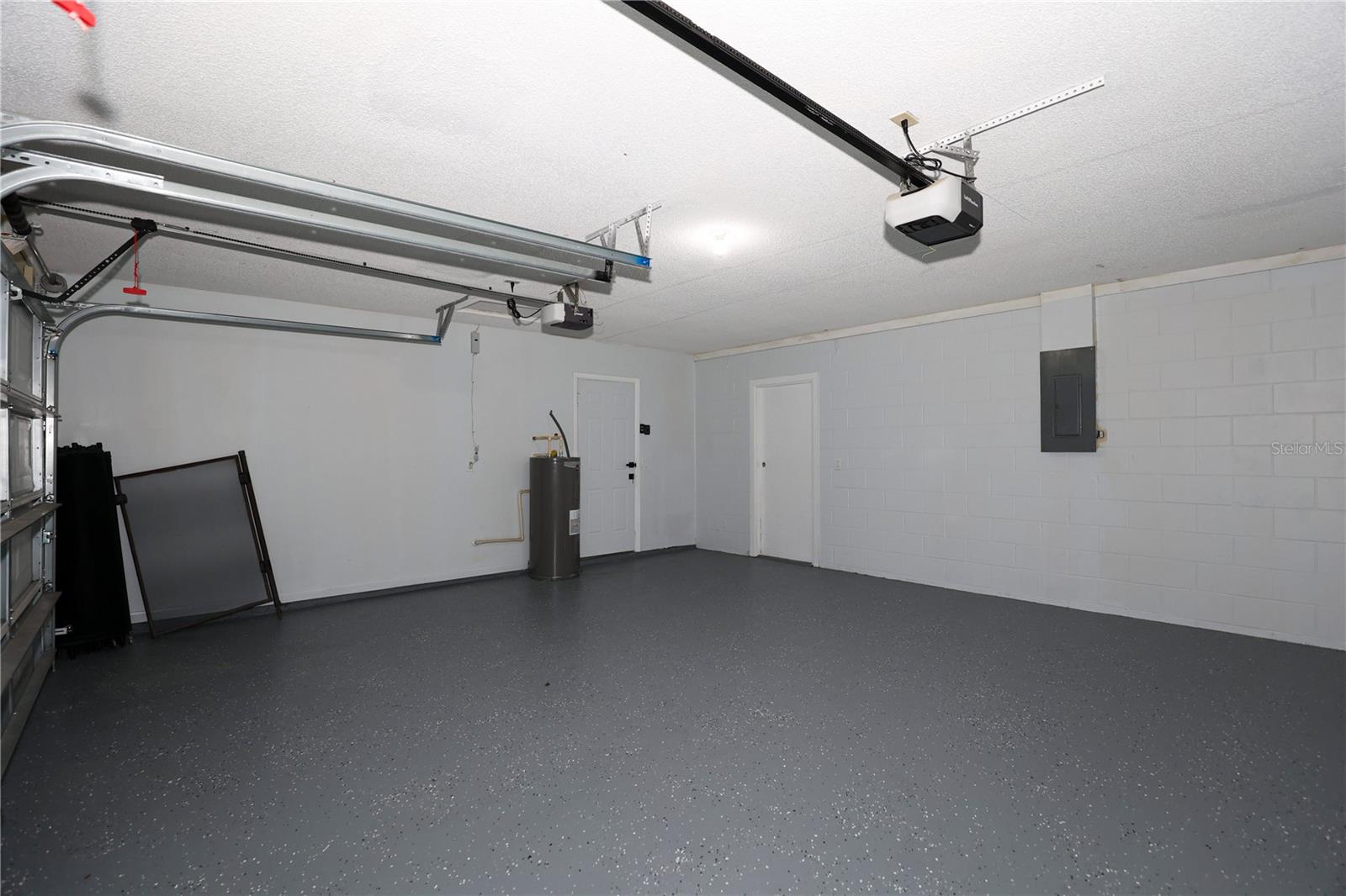 524 WYNNWOOD DR — photo 81