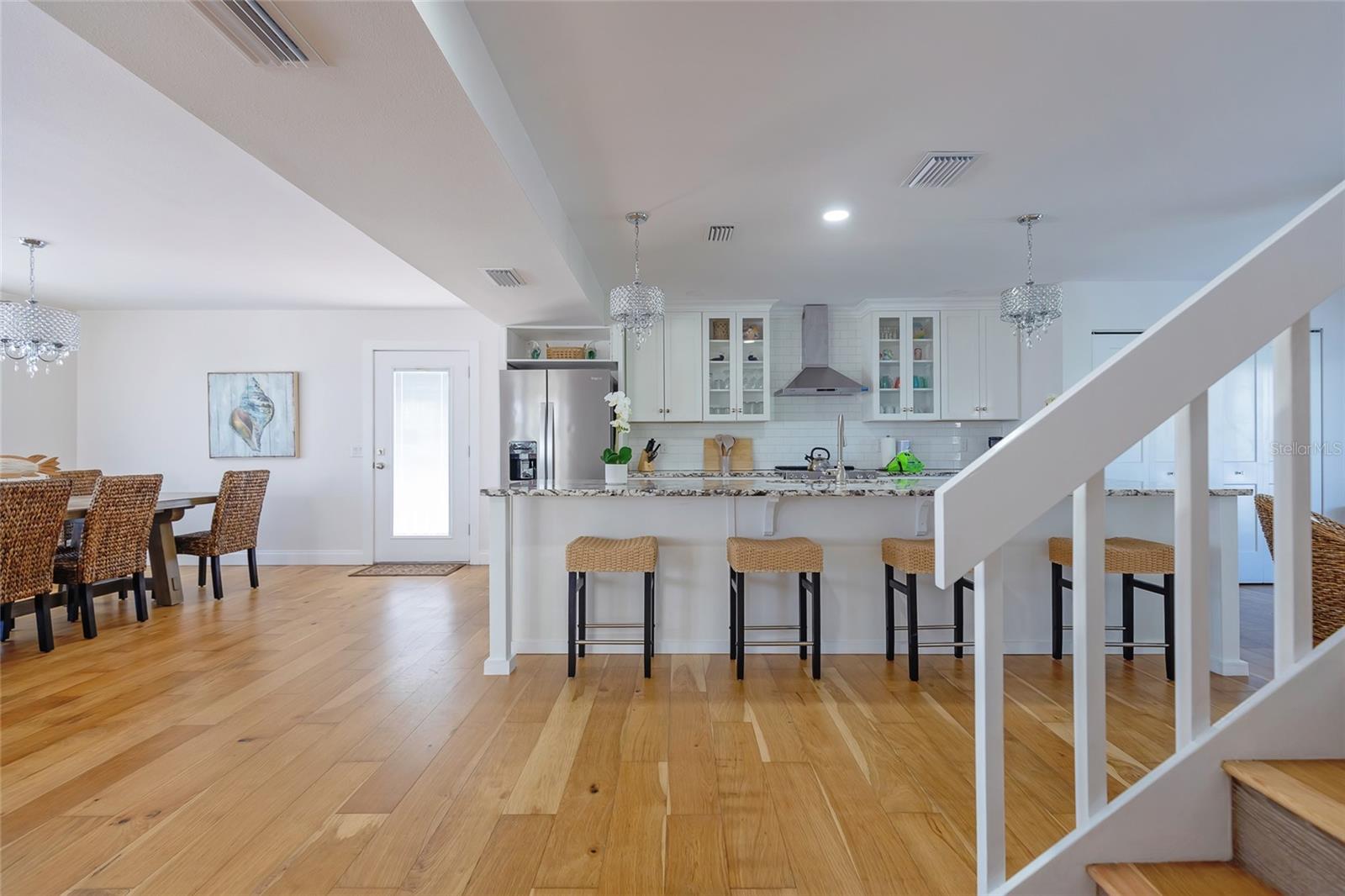 607 S BAY BLVD — photo 22