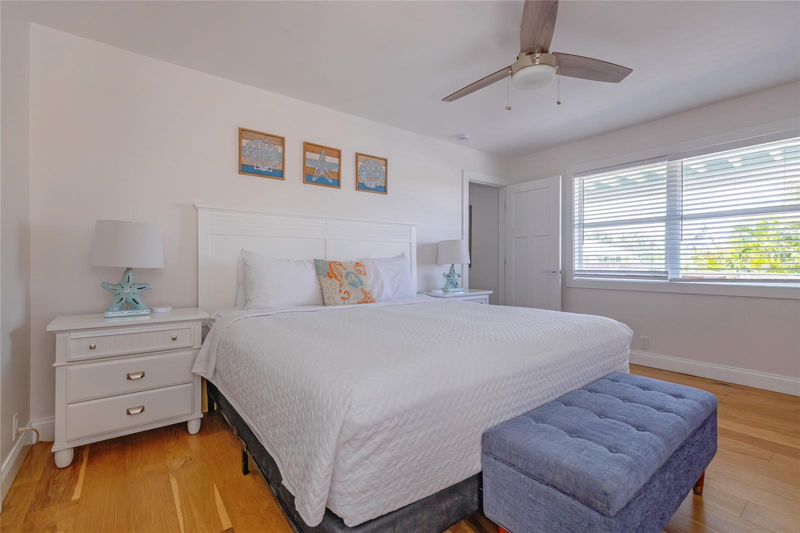607 S BAY BLVD — photo 19