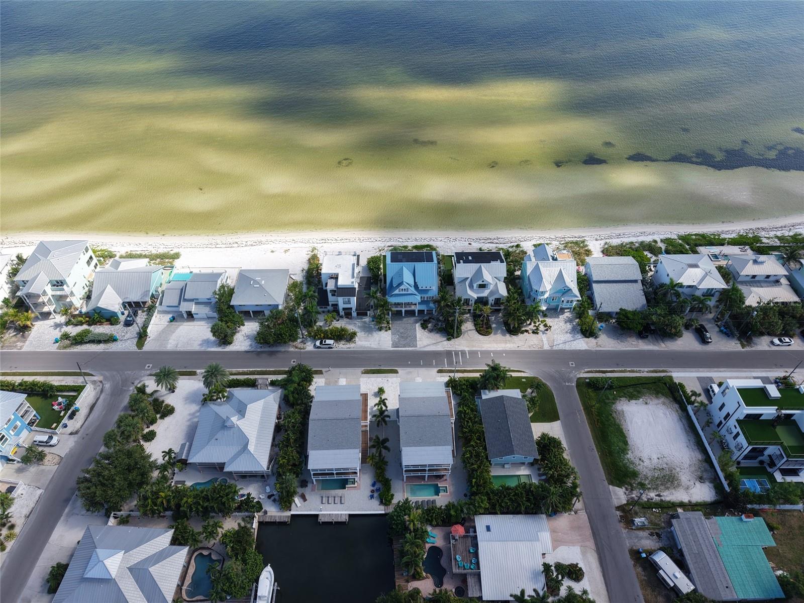 607 S BAY BLVD — photo 49