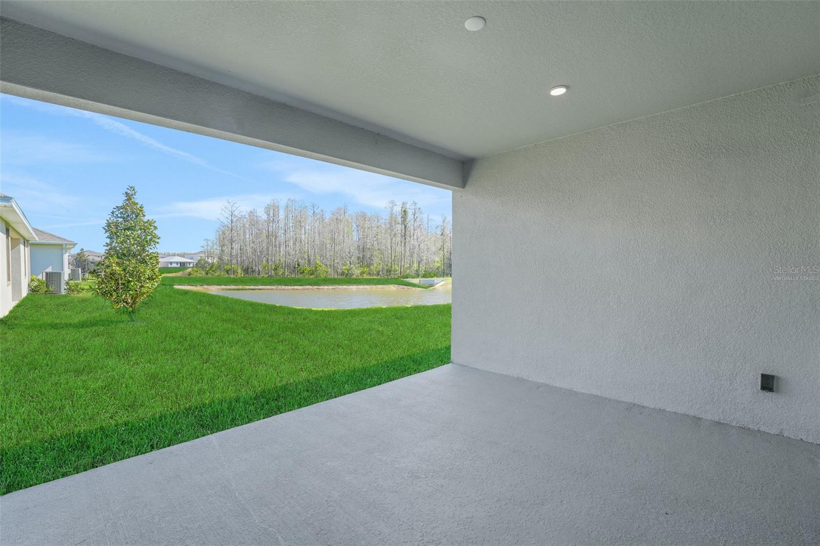 17546 VALLEYWOOD PKWY — photo 35