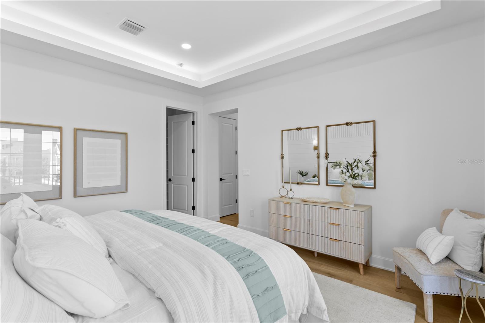 460 GILMAN PL N — photo 11
