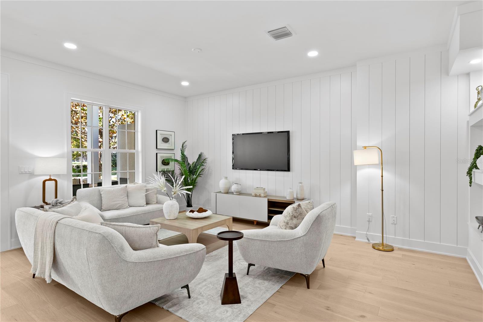 460 GILMAN PL N — photo 8