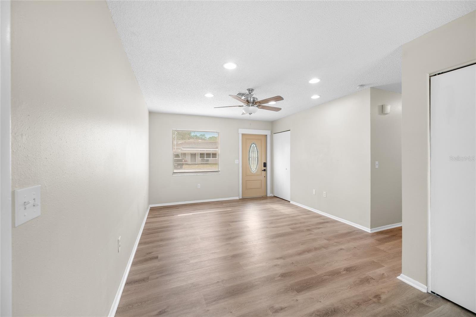 1221 E COURT ST — photo 10