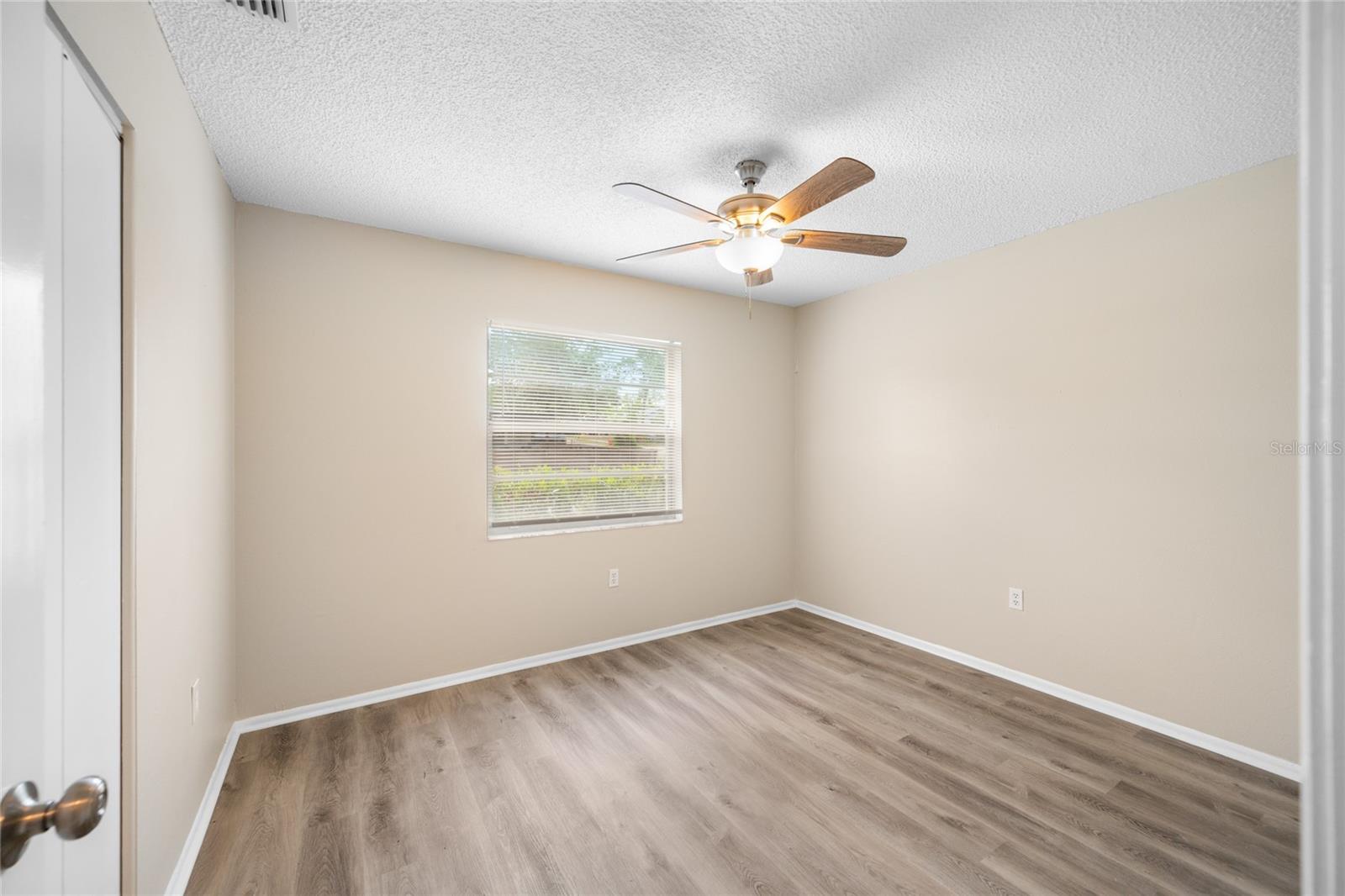 1221 E COURT ST — photo 18