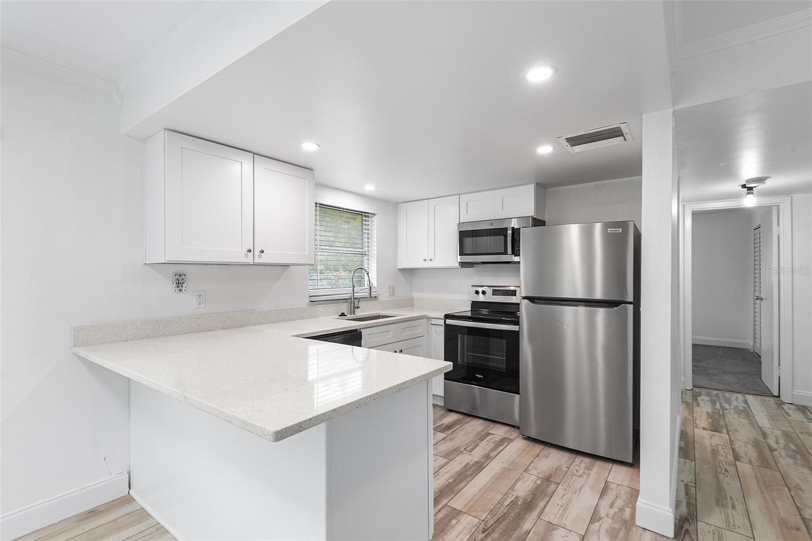 6262 EMERSON AVE S #15 — photo 5