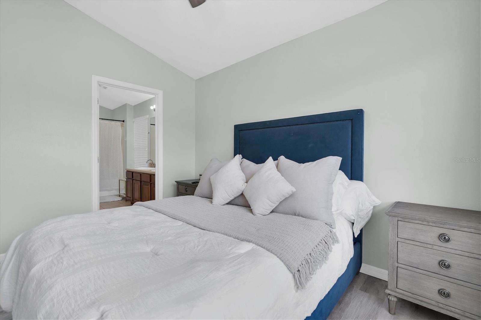 7604 RED MILL CIRCLE — photo 21