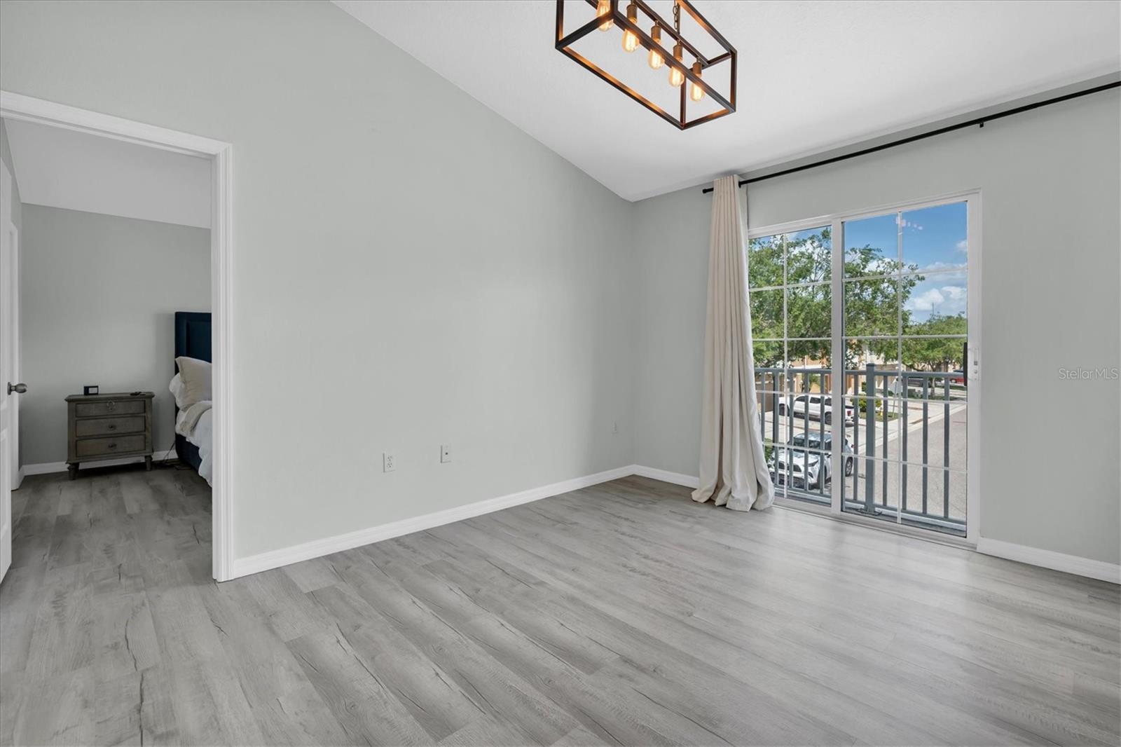 7604 RED MILL CIRCLE — photo 10