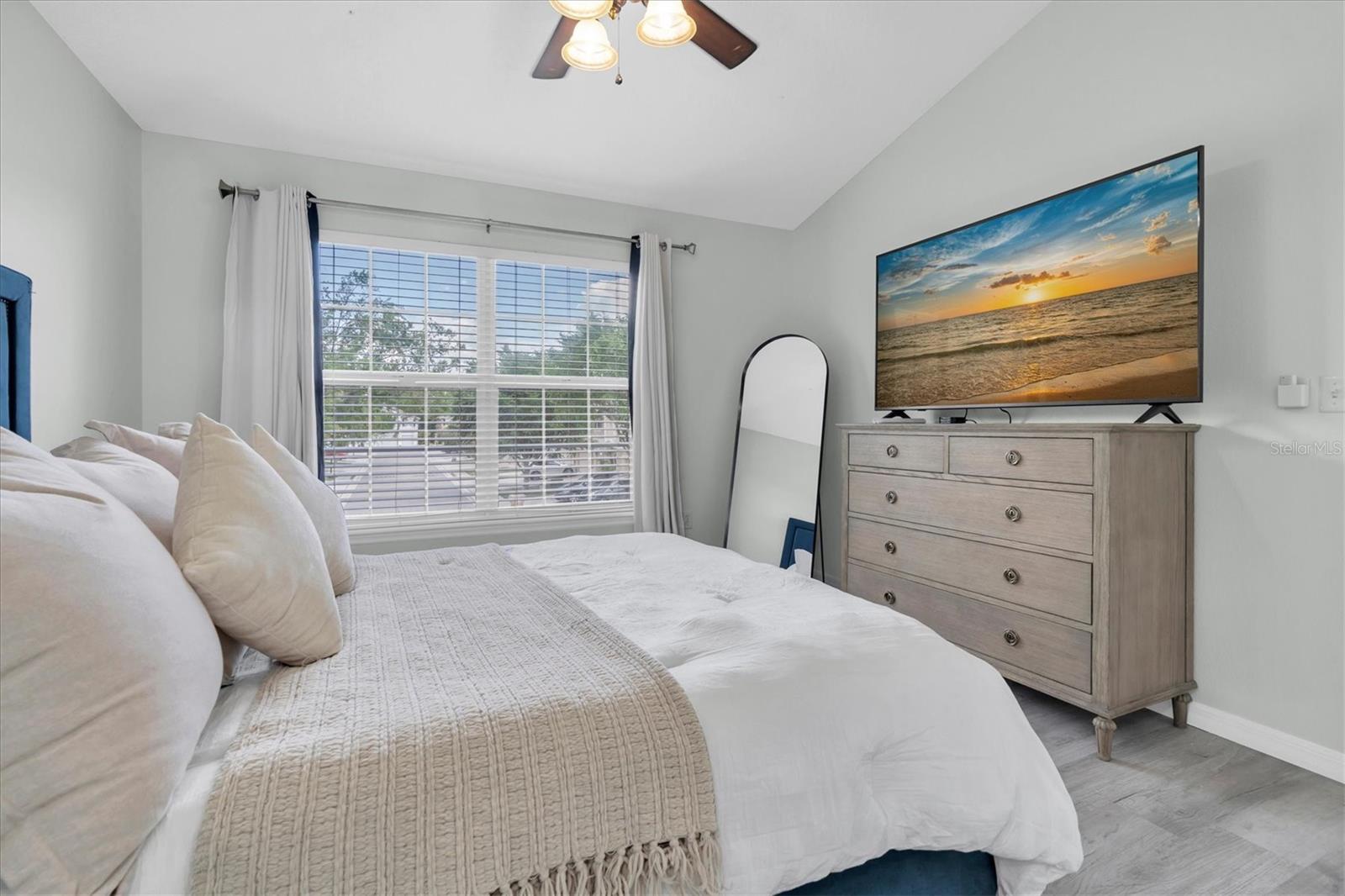 7604 RED MILL CIRCLE — photo 16