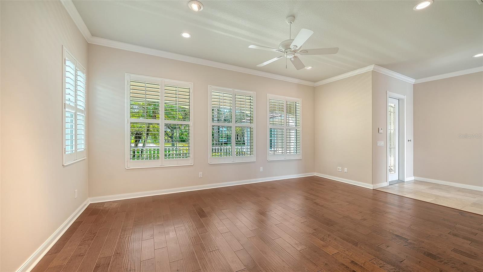5924 MARIPOSA LN — photo 28
