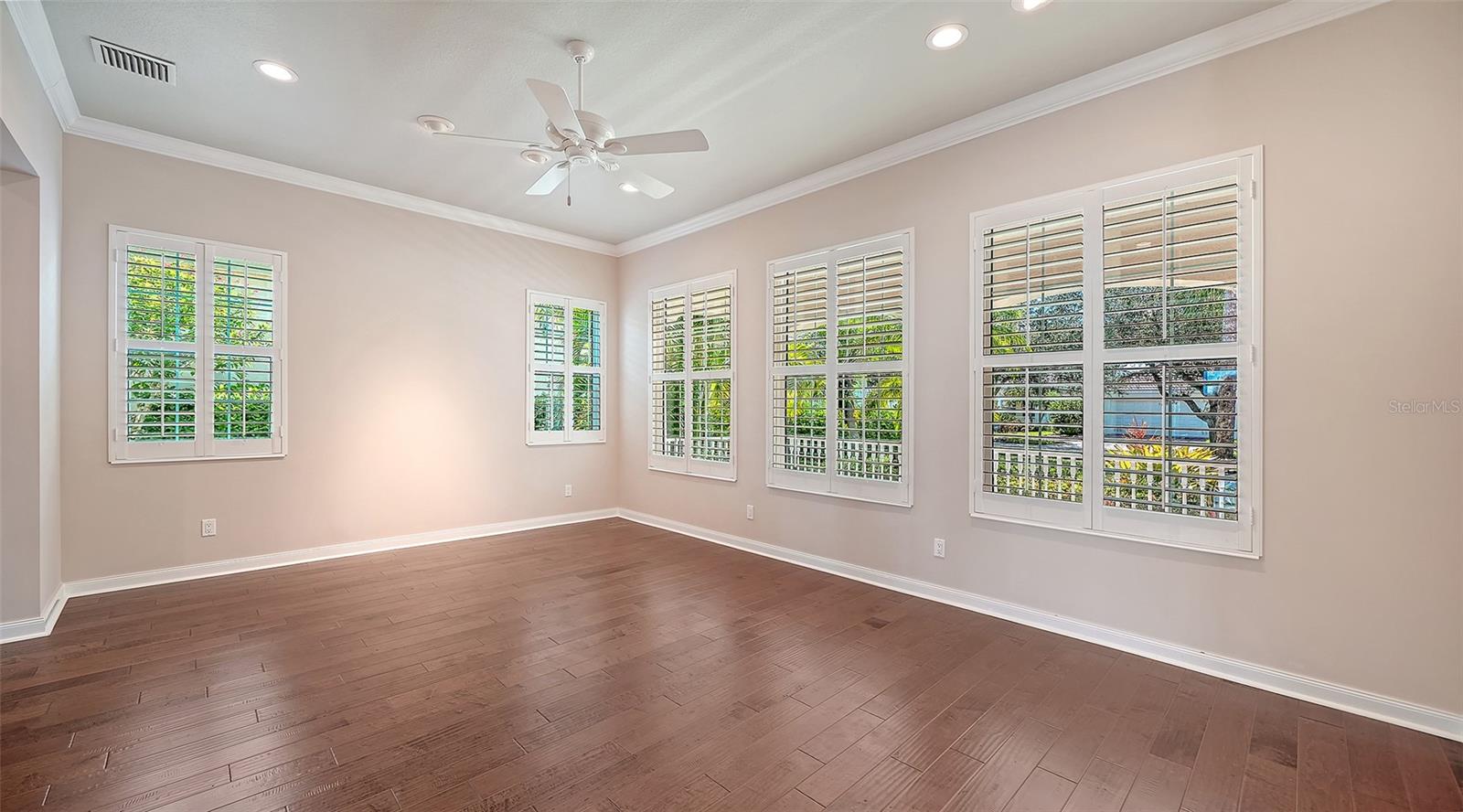 5924 MARIPOSA LN — photo 24