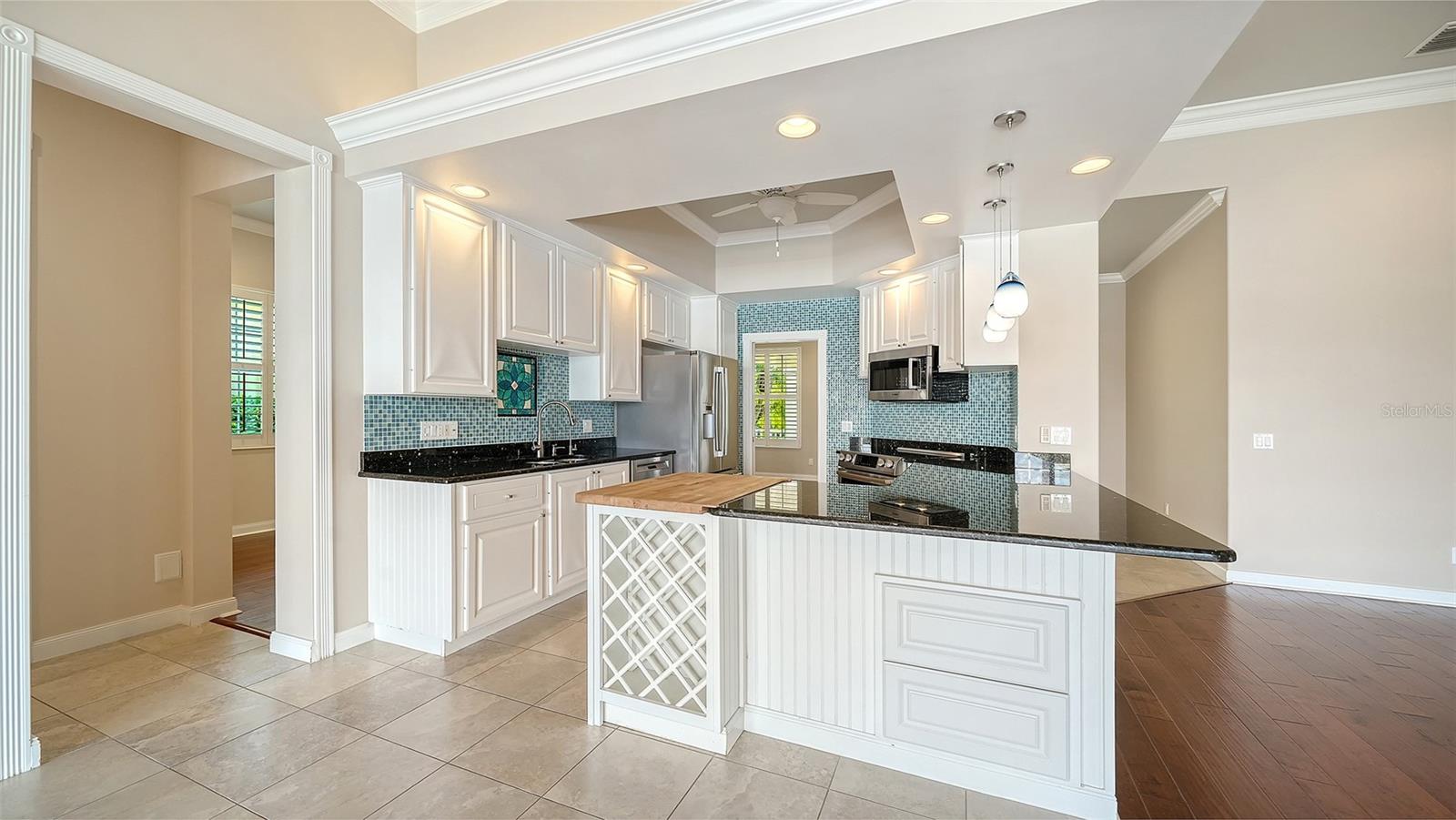 5924 MARIPOSA LN — photo 17