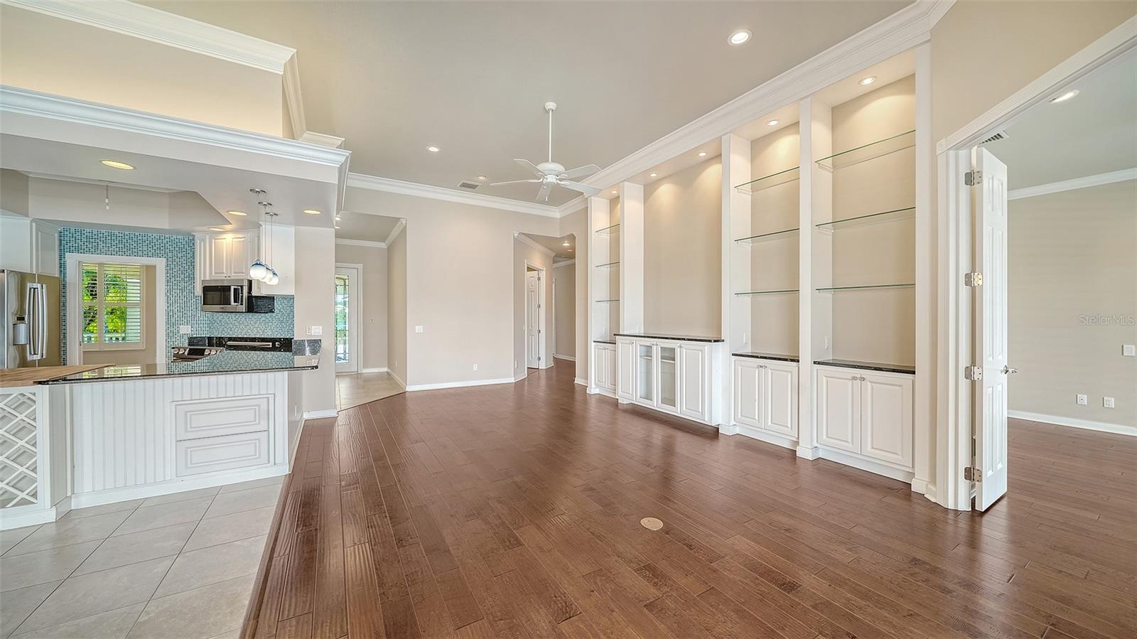 5924 MARIPOSA LN — photo 15