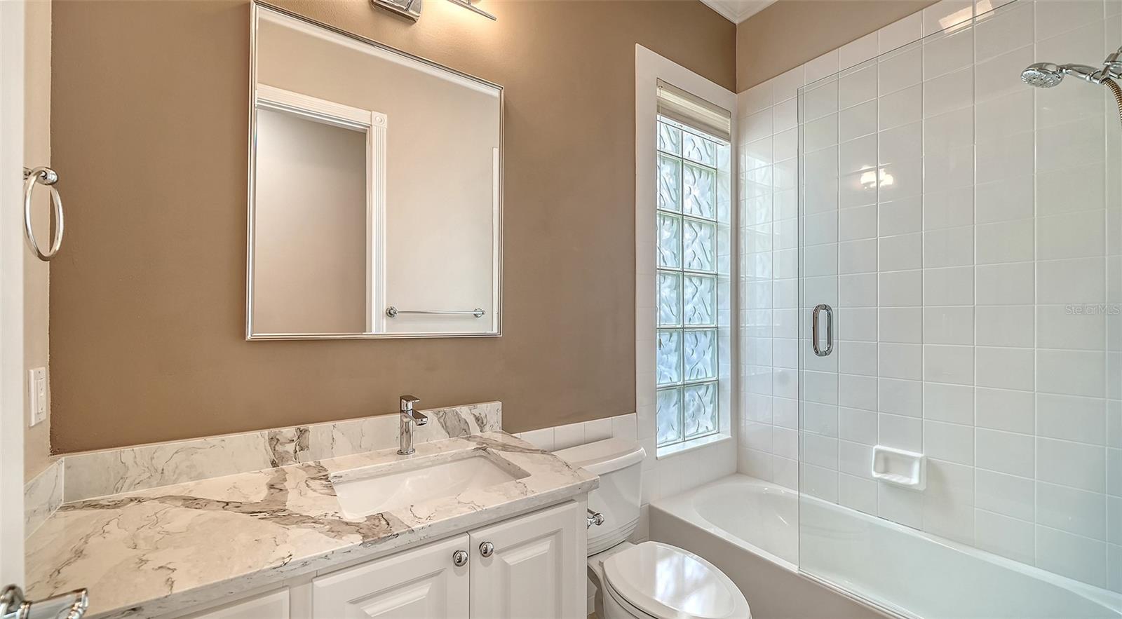 5924 MARIPOSA LN — photo 36
