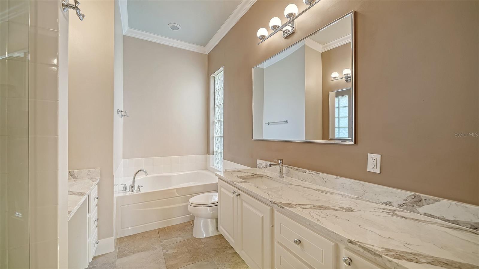 5924 MARIPOSA LN — photo 30