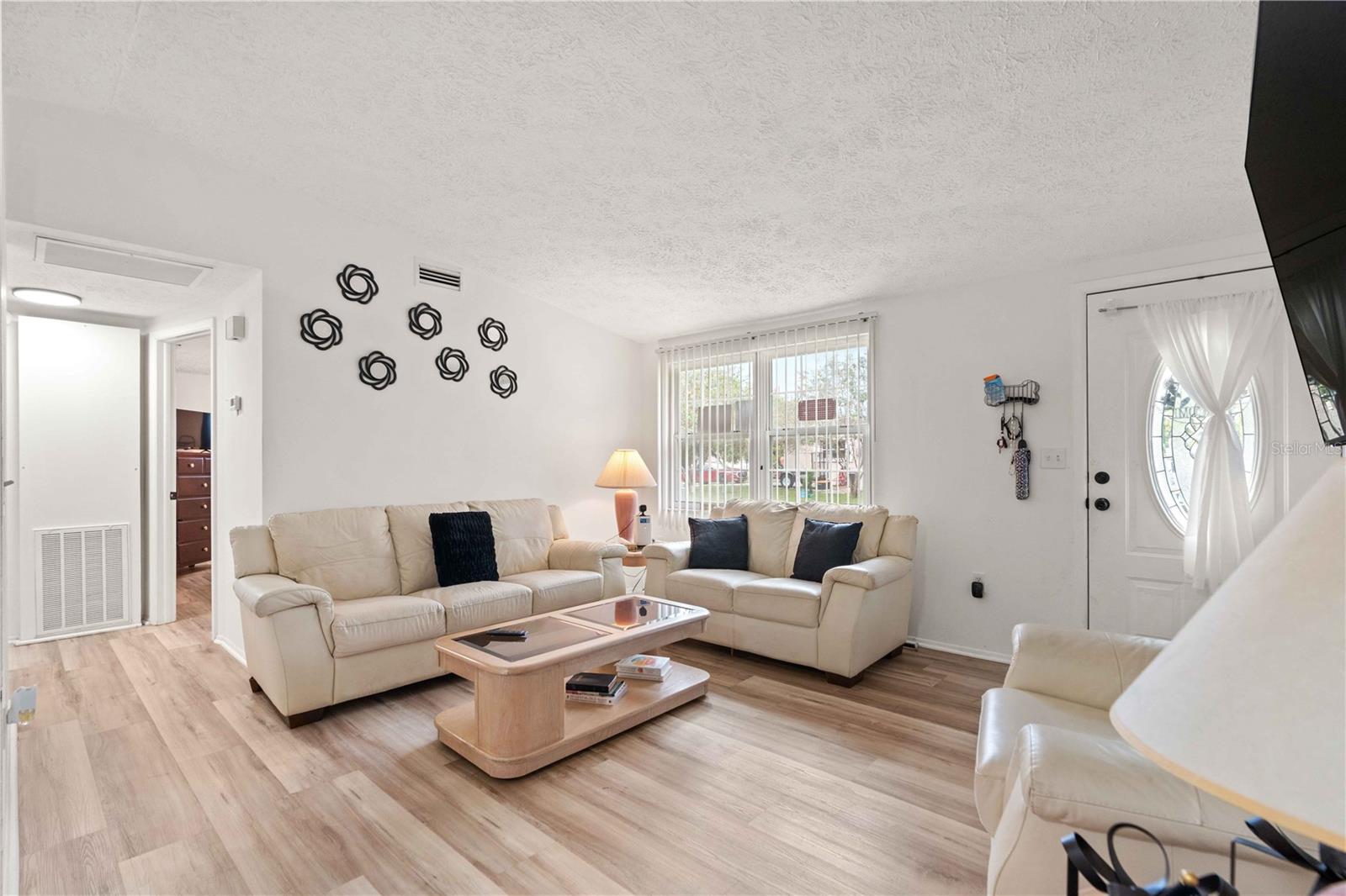 7208 DIPAOLA DR — photo 4
