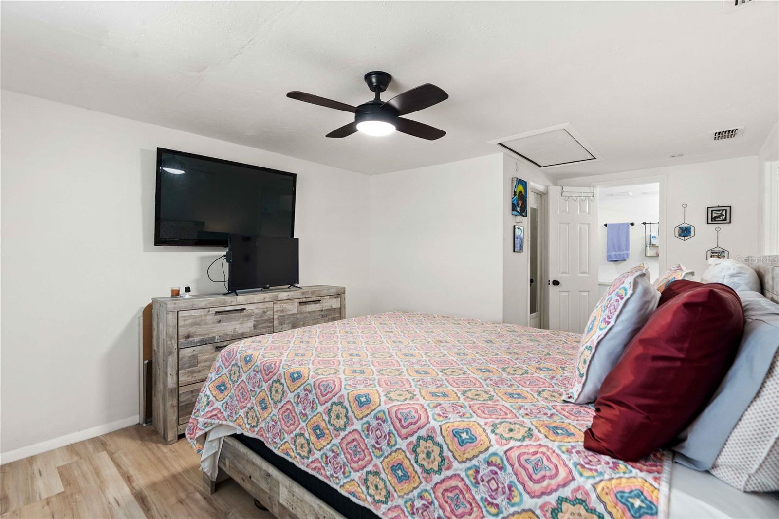 7208 DIPAOLA DR — photo 13