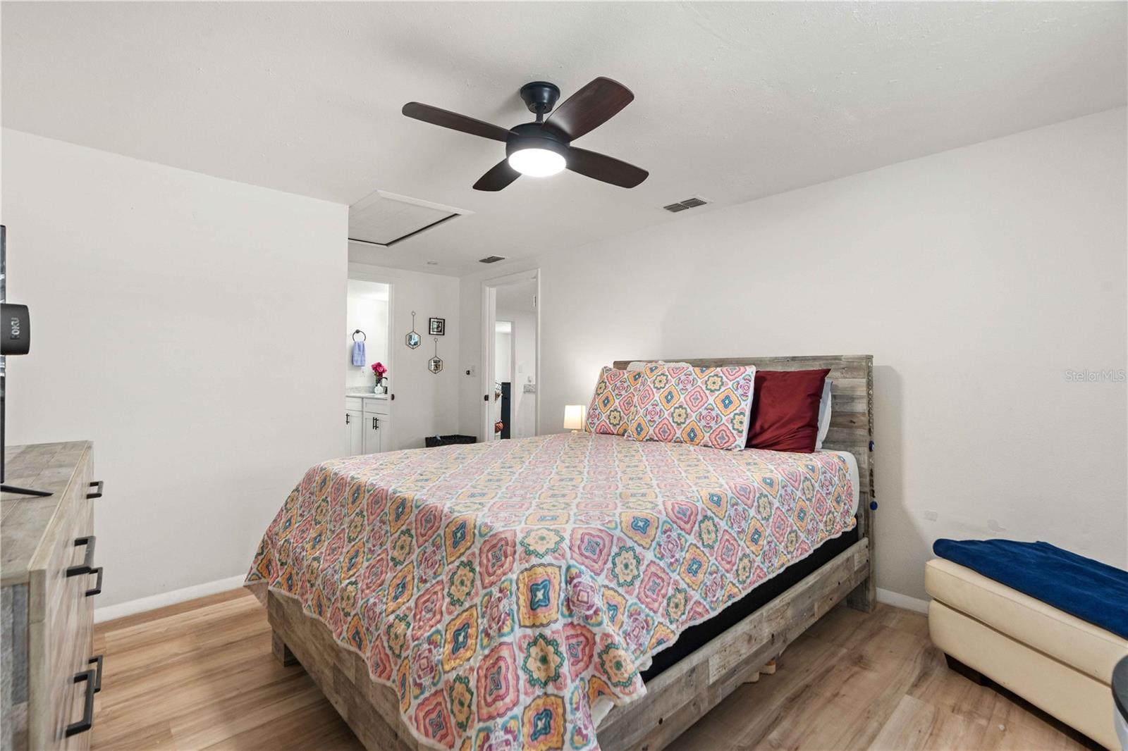 7208 DIPAOLA DR — photo 12